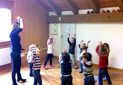 Spielgruppe Dietlikon Pandabär Singen Musizieren Spielgruppe Dietlikon Pandabär Singen Musizieren